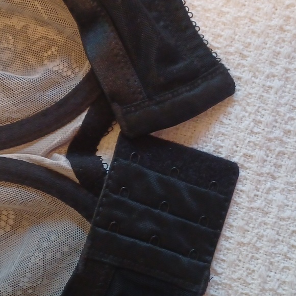 Wacoal Retro Chic Full Figure Underwire Bra ** 40C - Picture 9 of 9